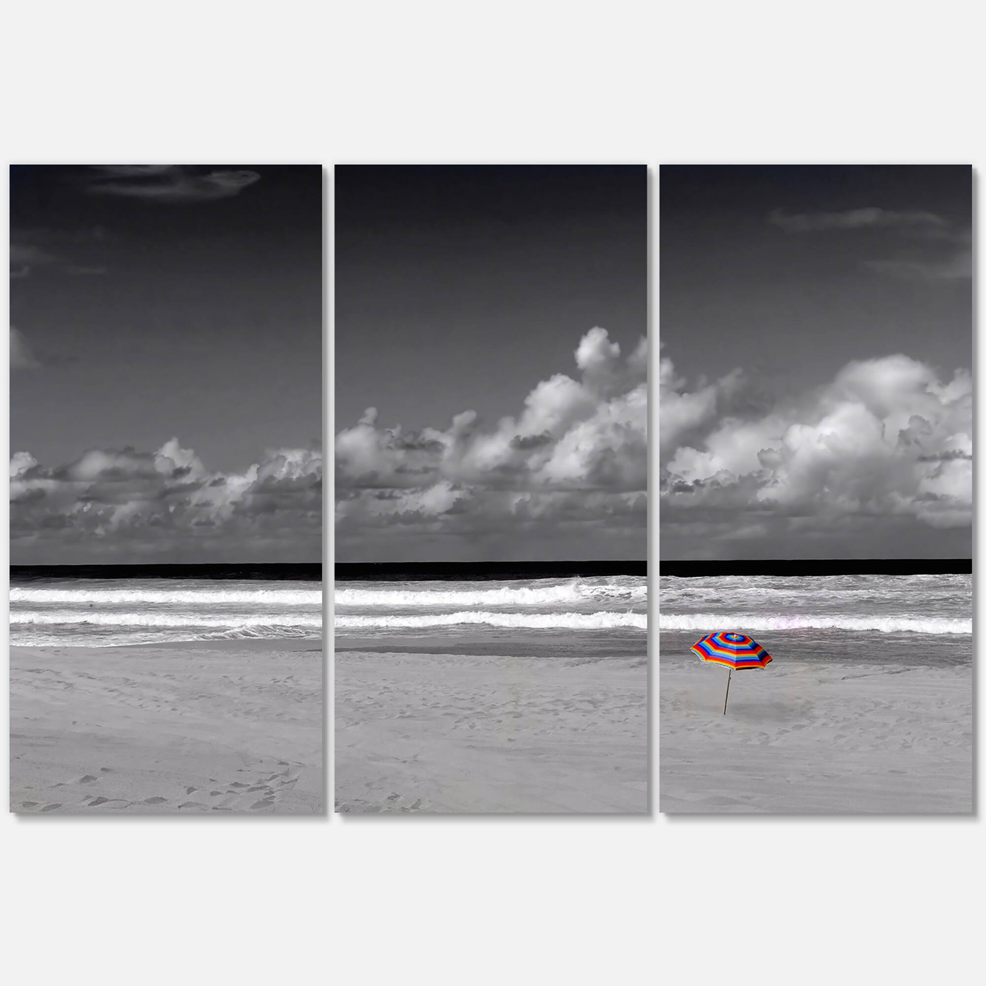 Designart - Monochrome Coastline Under Cloudy Sky